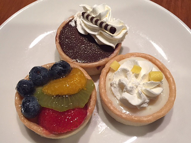 Miniature tarts from La Madeleine